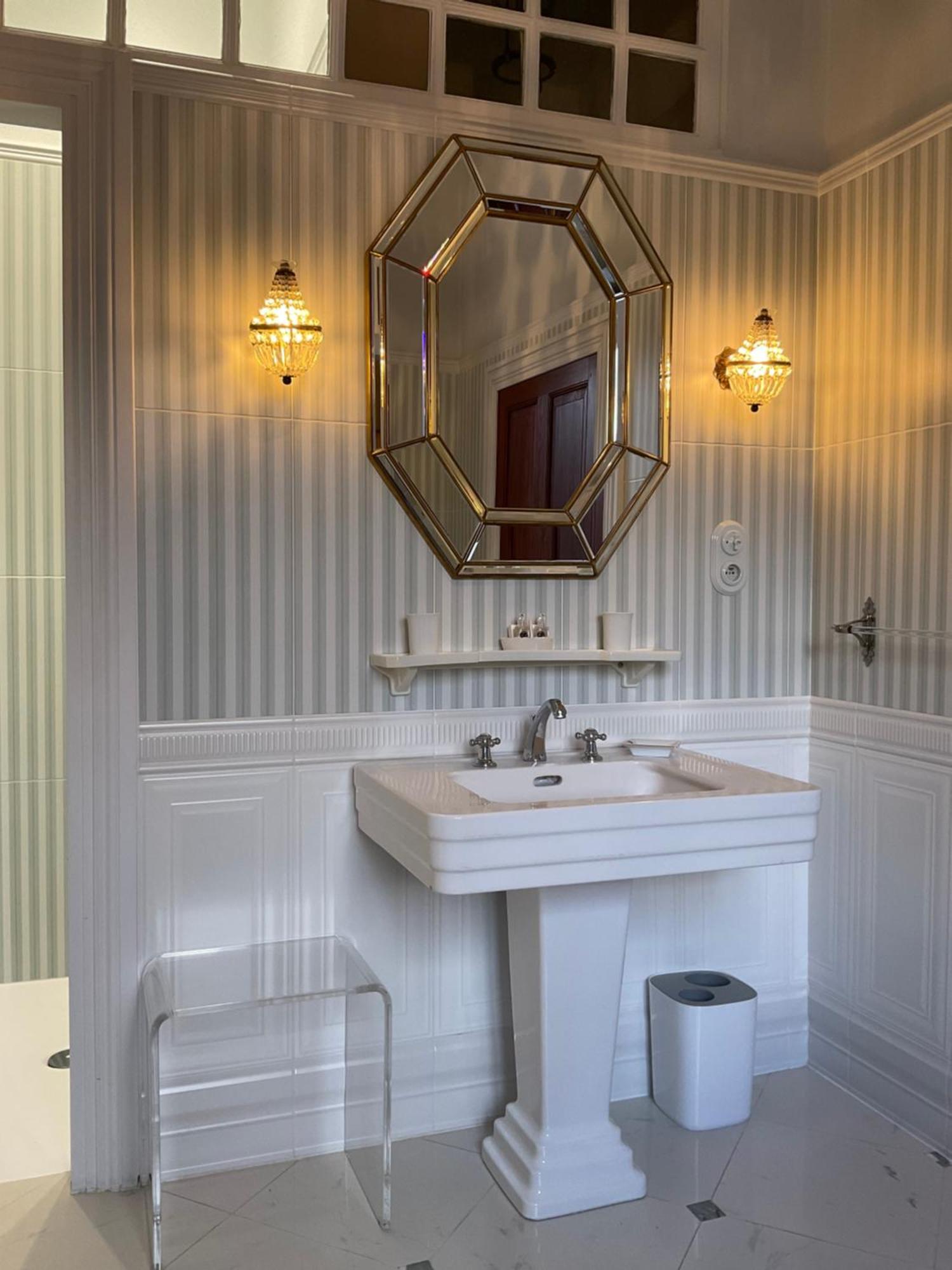 Le Logis D'Equilly Bed and Breakfast Eksteriør billede