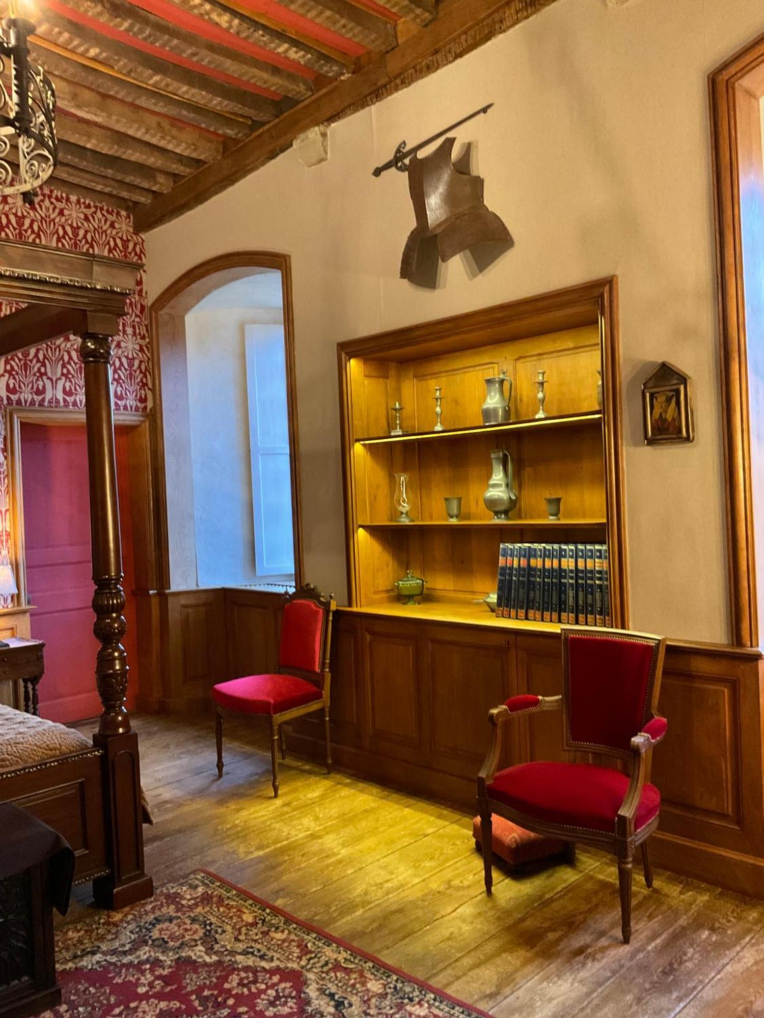 Le Logis D'Equilly Bed and Breakfast Eksteriør billede